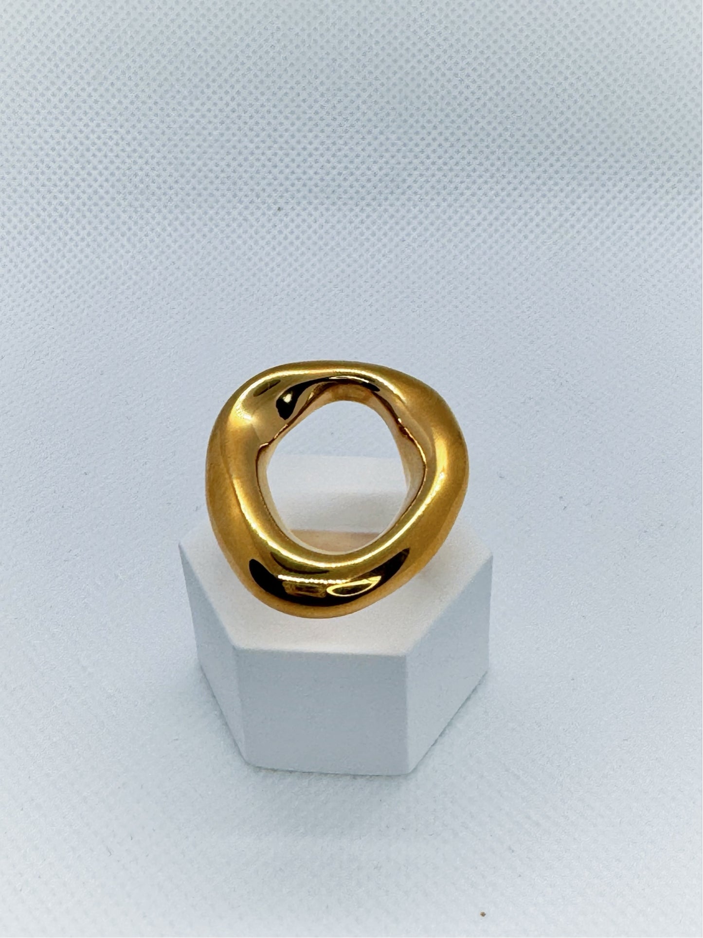 Mab’s 01 ring