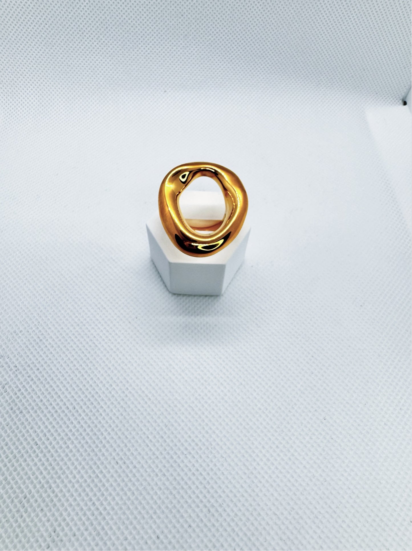 Mab’s 01 ring